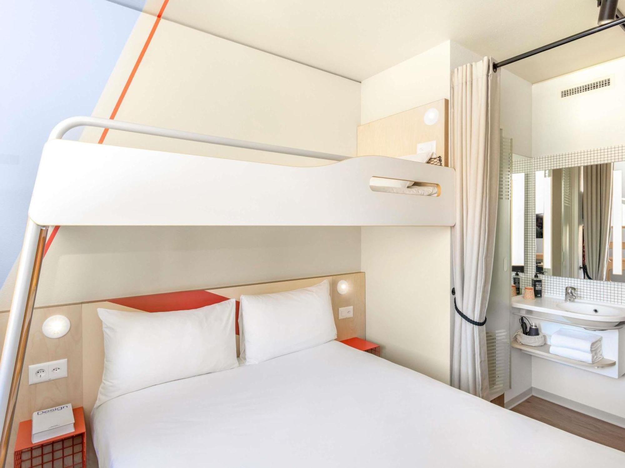 Ibis Budget Lugano Paradiso Esterno foto
