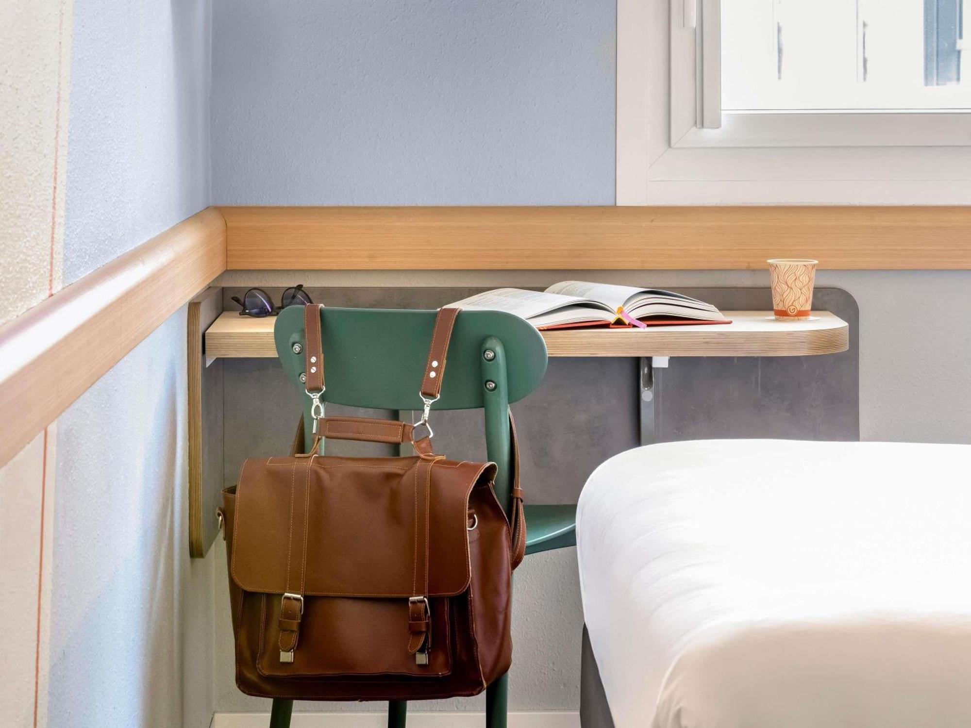 Ibis Budget Lugano Paradiso Esterno foto