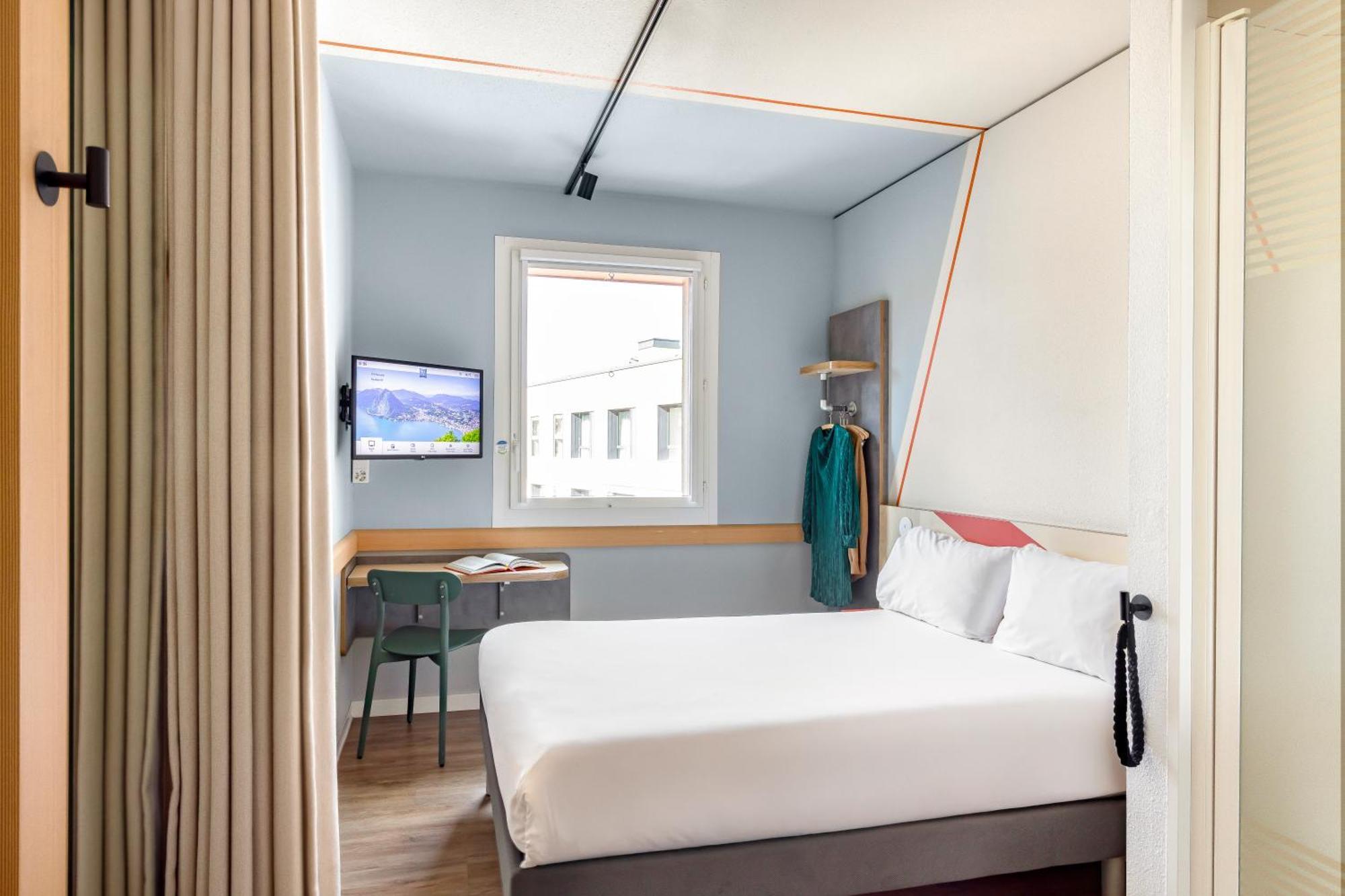 Ibis Budget Lugano Paradiso Esterno foto